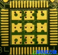 這也是不好的通孔設(shè)計(jì)，但部份通孔已經(jīng)用綠漆(mask)蓋上，但仍有部份通孔未塞孔。 