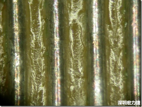 經(jīng)過168小時(shí)的高溫高濕環(huán)境實(shí)驗(yàn)后，此錫膏的SIR最低還可達(dá)到150,000,000 ohms，取LOG10為108.176，此錫膏的SIR雖然比較低，但是吃錫狀況明顯好很多，只是助焊劑明顯殘留