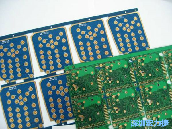 PBC與HDI等硬質(zhì)載板因應(yīng)不同構(gòu)型的結(jié)構(gòu)組裝需求，能做的彈性設(shè)計有限，必須搭配FPC軟板進(jìn)行整合設(shè)計。