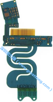 針對需要大幅撓曲應(yīng)用的特殊結(jié)構(gòu)造型，F(xiàn)PCB可進行彈性雷射裁型，讓FPCB材料的撓曲能力更佳。