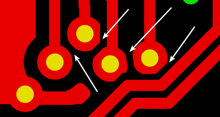 多層板中過孔會在每層線路上都有孔環(huán)，且每個層孔環(huán)周圍環(huán)境有夾線也有不夾線，環(huán)境各不一